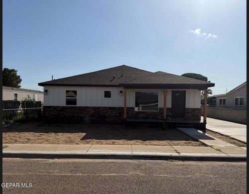 1007 N Carol Avenue, Pecos, TX, 79772 | Card Image