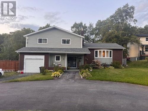 36 Bowater Rd, Glenwood, NL, A0G2K0 | Card Image