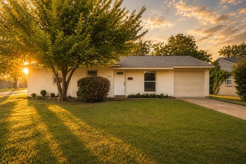 2901 Janet Ct, Plano, TX, 75074-6609 | Card Image