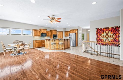 11719 S 203rd St, Gretna, NE, 68028-4961 | Card Image