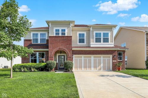 6564 W Black Tail Way, Mccordsville, IN, 46055-4456 | Card Image