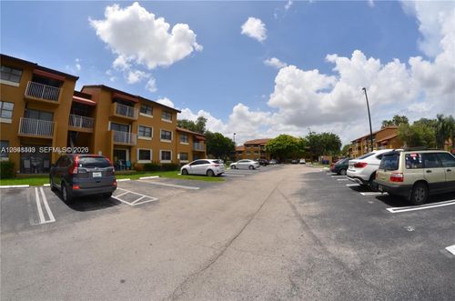 i-210-15630 Sw 80th St, Miami, FL, 33193-2675 | Card Image