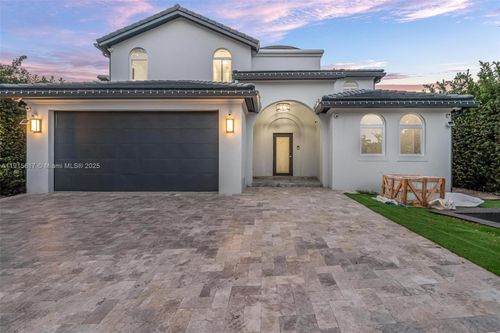 5978 Alton Rd, Miami Beach, FL, 33140-2025 | Card Image