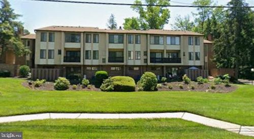 11 Aspen Way, DOYLESTOWN, PA, 18901-2744 | Card Image