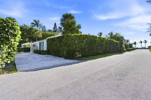 109 Via Vizcaya, Palm Beach, FL, 33480-4924 | Card Image