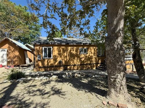 224 San Joaquin Trl, Frazier Park, CA, 93225 | Card Image