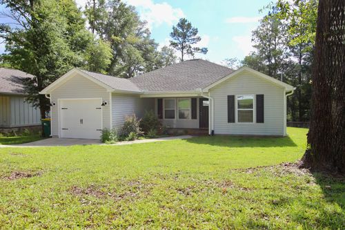 102 Windsor Dr, Crestview, FL, 32539-8601 | Card Image