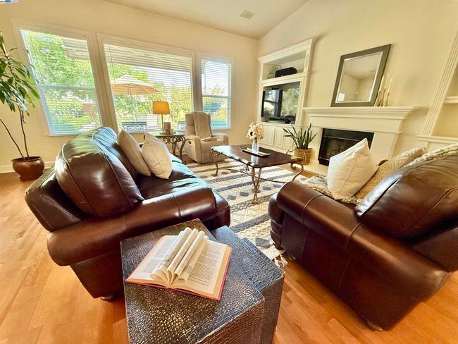 2381 Allegro St, House other with 4 bedrooms, 3 bathrooms and 3 parking in Livermore CA | Image 17