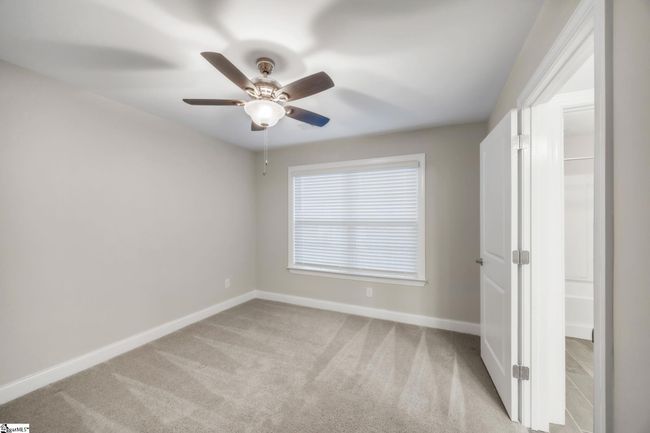 306 Glencairn Ct, House other with 5 bedrooms, 5 bathrooms and 3 parking in Simpsonville SC | Image 17