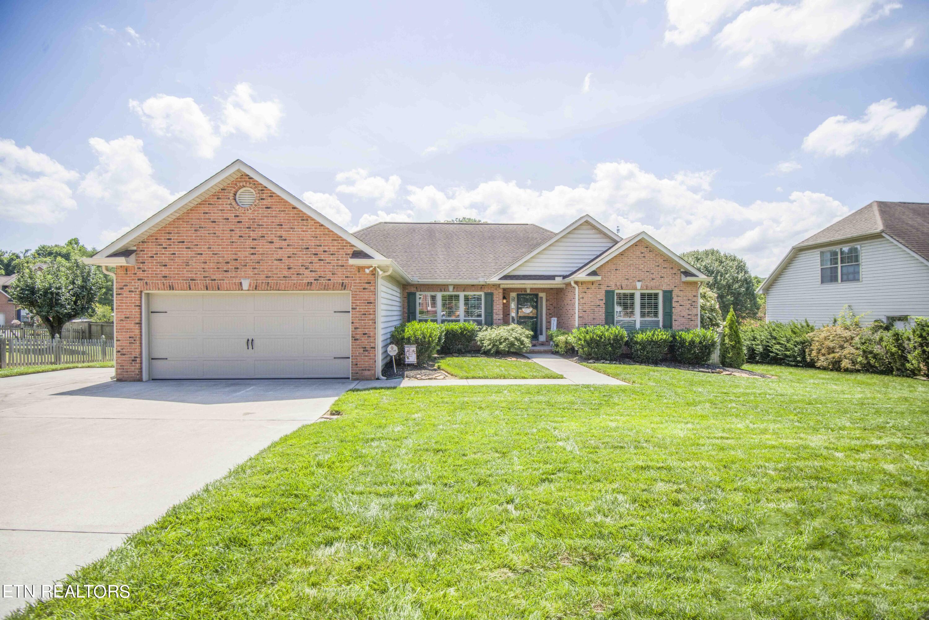 Highgate Cir, Knoxville, TN 37931