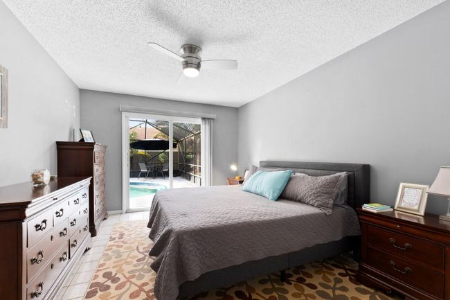 5280 Se Dell St, House other with 4 bedrooms, 2 bathrooms and null parking in Stuart FL | Image 9