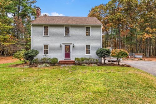 1 John Wade Dr, Halifax, MA, 02338-1232 | Card Image