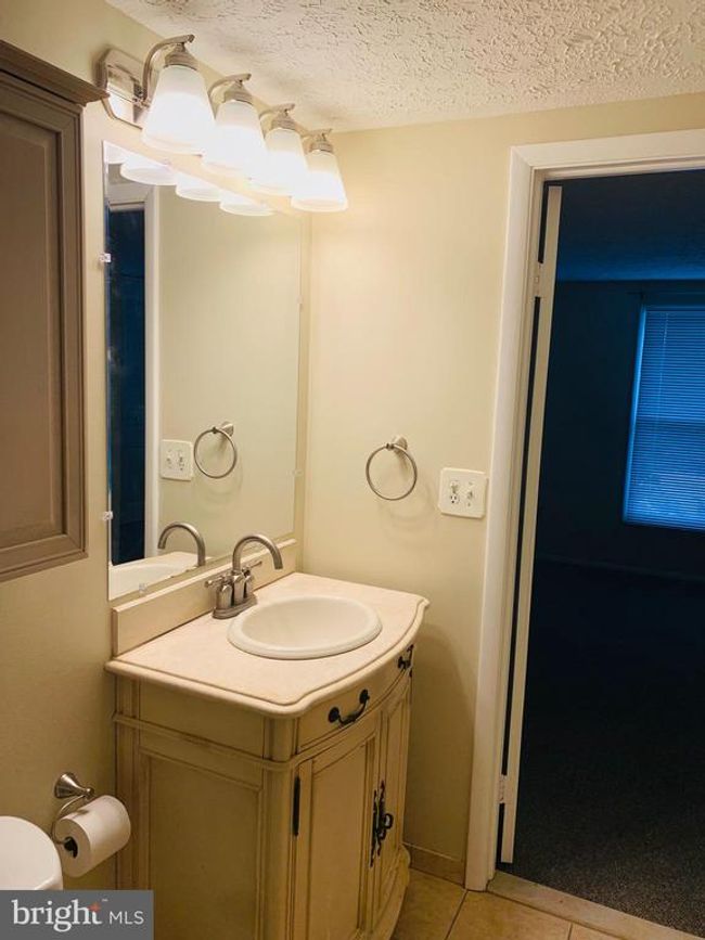 30 Valleyside Ct, Townhouse with 2 bedrooms, 1 bathrooms and null parking in GERMANTOWN MD | Image 13