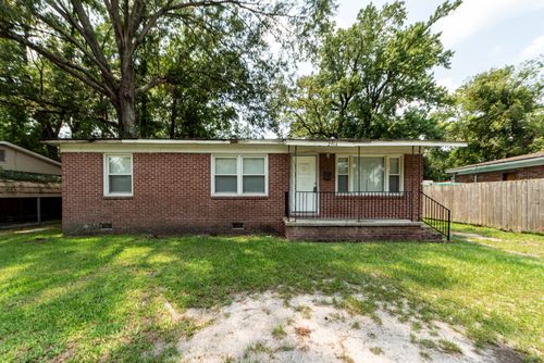 2914 Charlene Dr, North Charleston, SC, 29405-3928 | Card Image