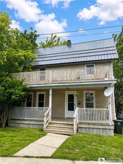 36 Kinney St, Jamestown, NY, 14701-7124 | Card Image