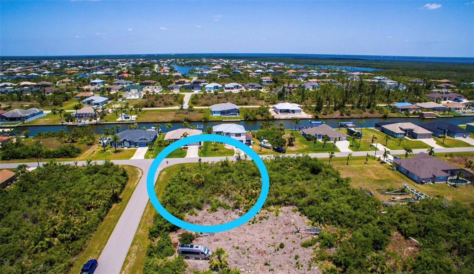 Land in PORT CHARLOTTE 3