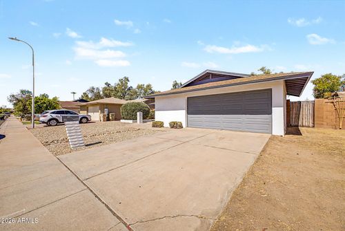 11413 N 56th Ave, Glendale, AZ, 85304-3301 | Card Image