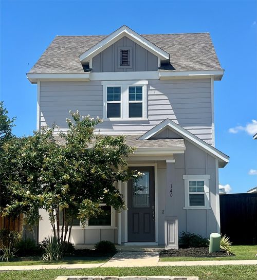 1402 Apricot Ln, Gainesville, TX, 76240-2468 | Card Image