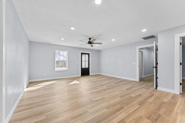 305Crescent-6 | Image 6