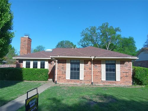 2742 E Wentwood Dr, Carrollton, TX, 75007-5910 | Card Image