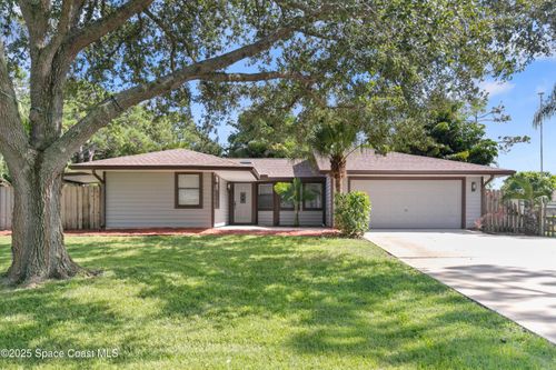 784 Emerson Dr Ne, PALM BAY, FL, 32907-1460 | Card Image