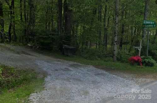 6 Hideaway Dr, Balsam Grove, NC, 28708-0004 | Card Image