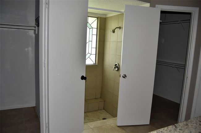 large primary bath with 2 closets | Image 12