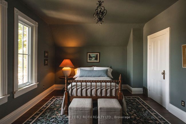 42 Burton Ave, House other with 3 bedrooms, 3 bathrooms and 2 parking in Barrie ON | Image 36
