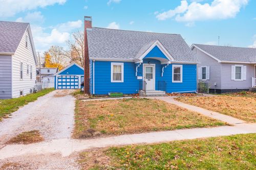 720 W Moulton St, Pontiac, IL, 61764-2332 | Card Image