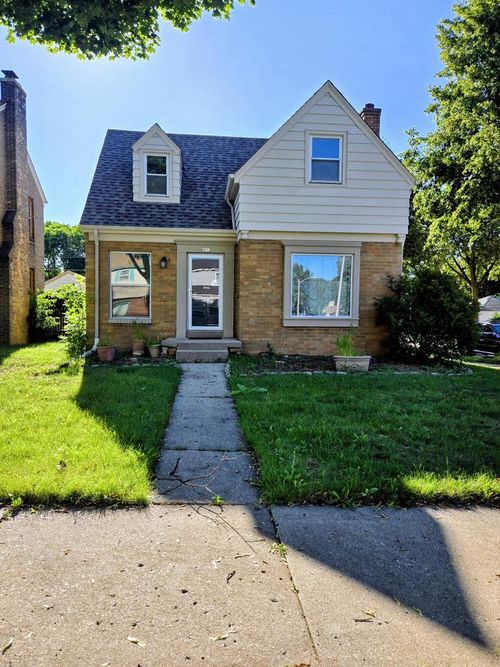 4073 N 45th Street, Milwaukee, WI, 53216 | Card Image