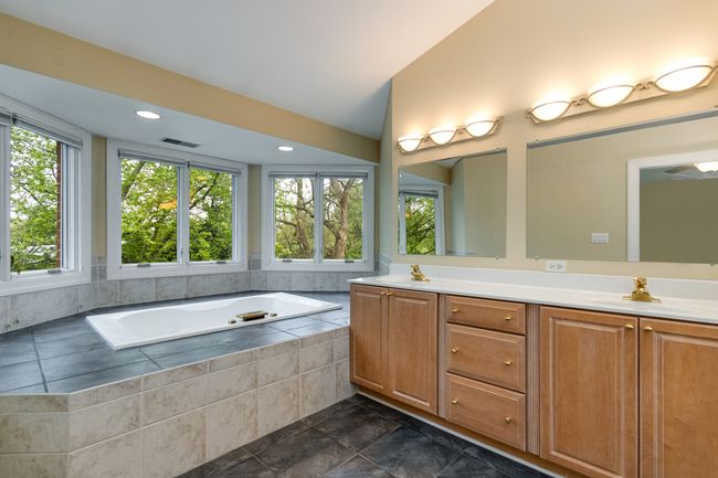 36 Billy Casper Ln, Condo with 3 bedrooms, 4 bathrooms and 4 parking in Midlothian IL | Image 22