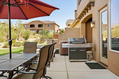 2009 N Coral Ridge Dr, Washington, UT, 84780-8891 | Card Image