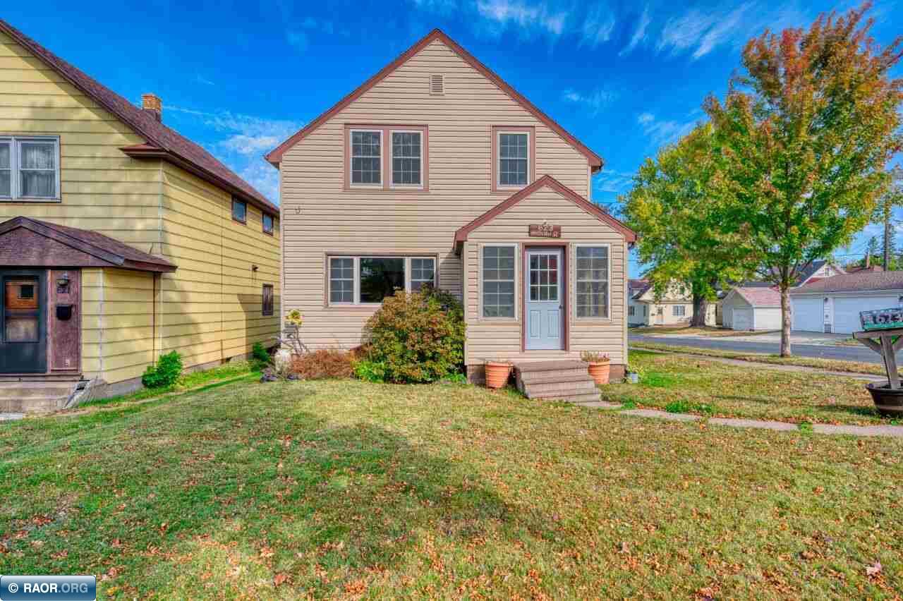 Harrison St, Eveleth, MN 55734