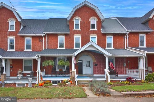 253 W Chestnut St, SOUDERTON, PA, 18964-1732 | Card Image