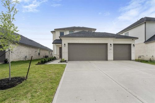 3303 Falling Brook Dr, Baytown, TX, 77521-7649 | Card Image