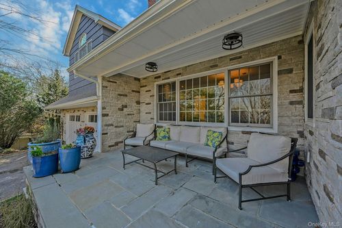 5270 Nassau Point Rd, Cutchogue, NY, 11935-1602 | Card Image