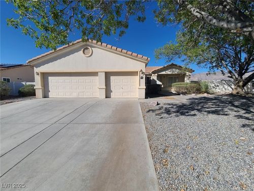 5990 E Badlands Ln, Pahrump, NV, 89061-7523 | Card Image