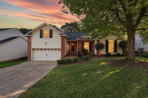 725 E Woodlands Trl, Nashville, TN, 37211-7433 | Card Image