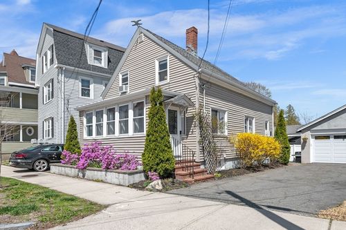 184 North St, Salem, MA, 01970-1647 | Card Image