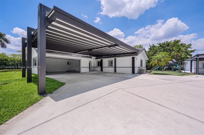 5121 210 Th Ter, House other with 5 bedrooms, 4 bathrooms and null parking in Southwest Ranches FL | Image 63