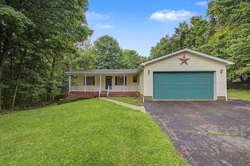 589 Floral Valley Dr W, Howard, OH, 43028-8604 | Card Image