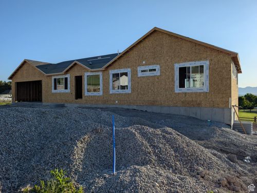 225 S 265 E, Richmond, UT, 84333-1636 | Card Image