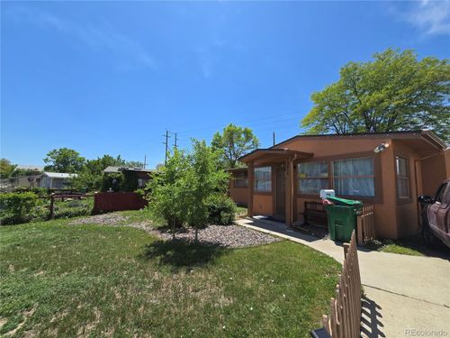 7371 Granada Rd, Denver, CO, 80221-3641 | Card Image