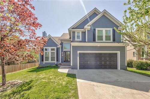 16249 W 156th Ter, Olathe, KS, 66062-3865 | Card Image