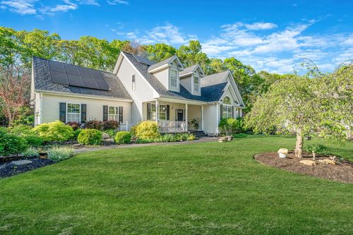 7 Martingale Ct, East Setauket, NY, 11733-1119 | Card Image