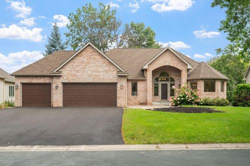 6724 Clearwater Creek Dr, Lino Lakes, MN, 55038-7706 | Card Image