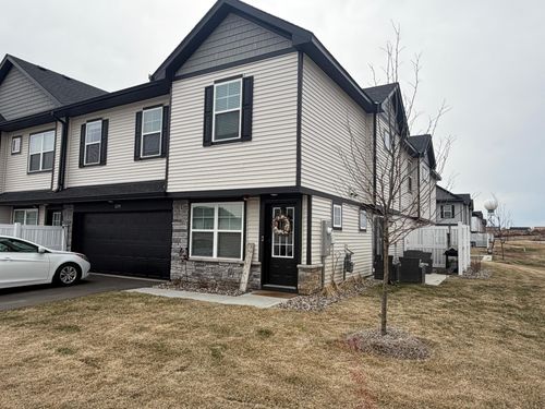 5279 Long Pointe Pass, Woodbury, MN, 55129-6304 | Card Image