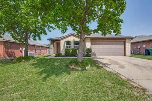 8704 Swan Park Drive, Denton, TX, 76210 | Card Image