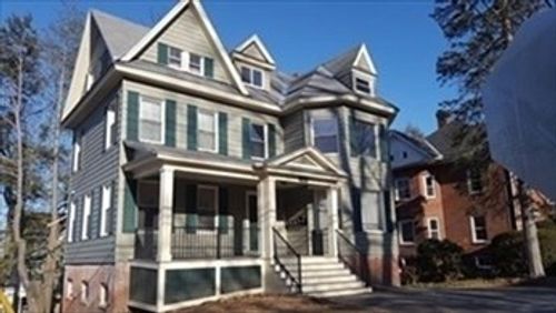 apt-1-103 Crescent St, Northampton, MA, 01060-2195 | Card Image