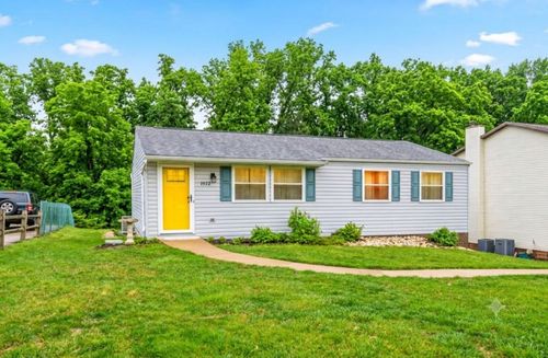 1952 Colleen Dr, North Huntingdon, PA, 15642-4421 | Card Image